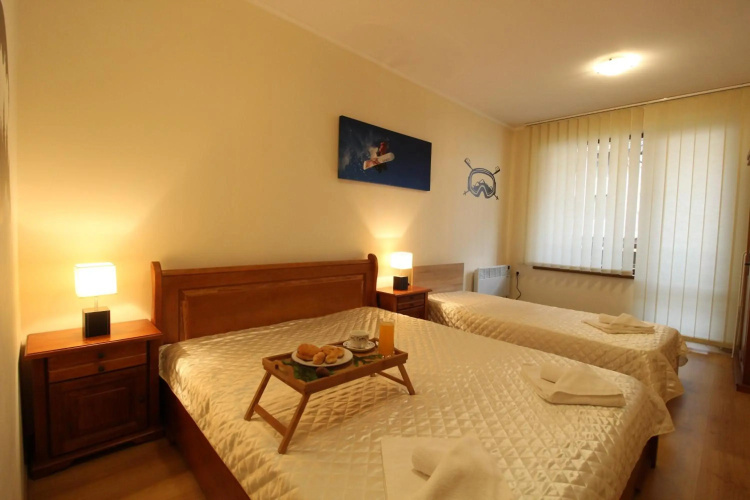 Pine Tree Apartment 2 - B7