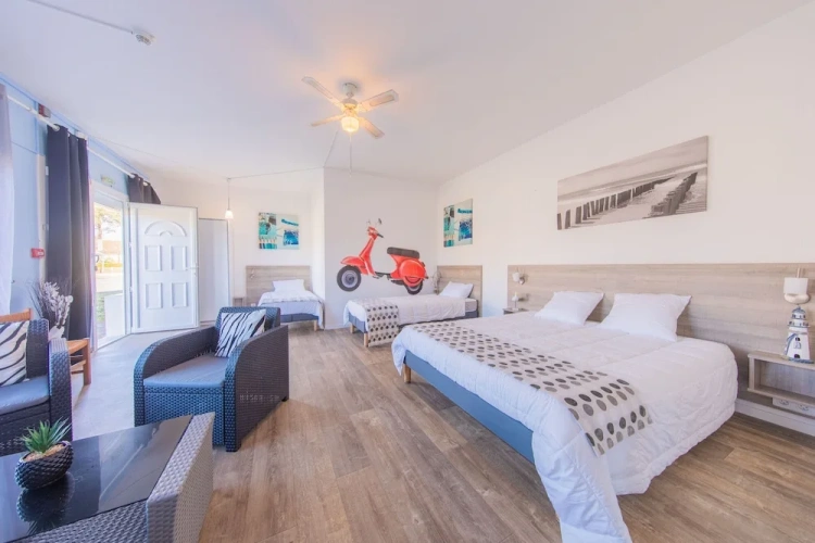 Standard Quadruple room
