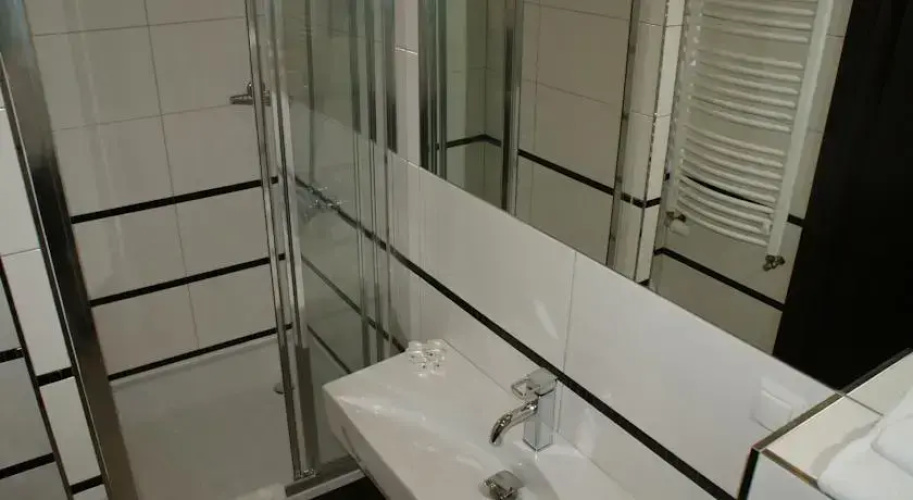 Hotel Alexandra