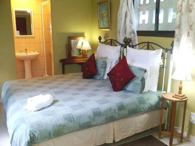 2 Bedrooms Apartment