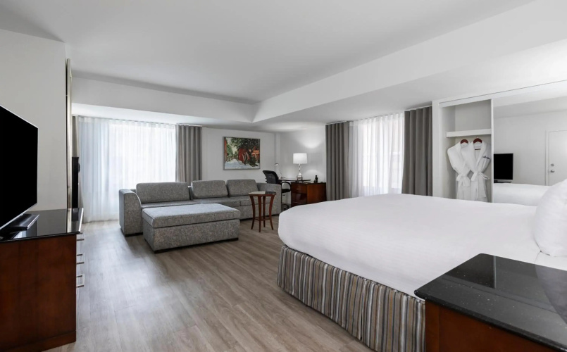 Le Nouvel Hotel