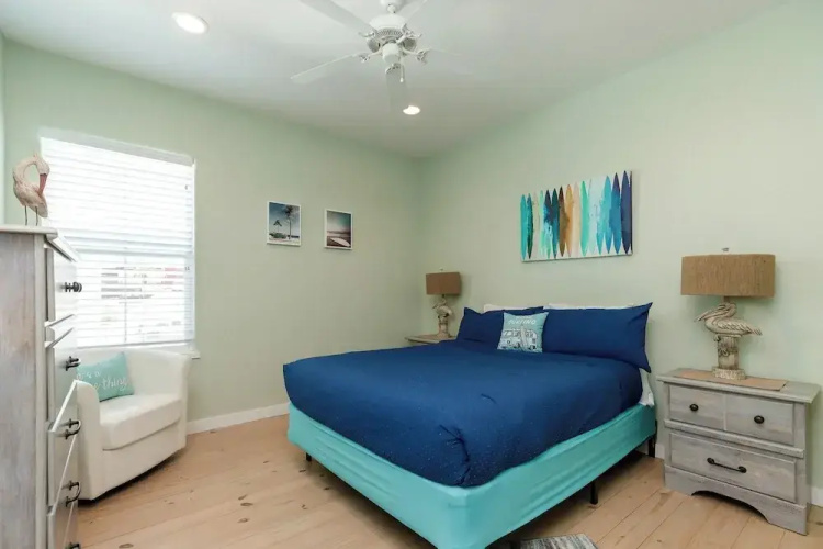Pet Friendly Shared Pool Sleeps 14