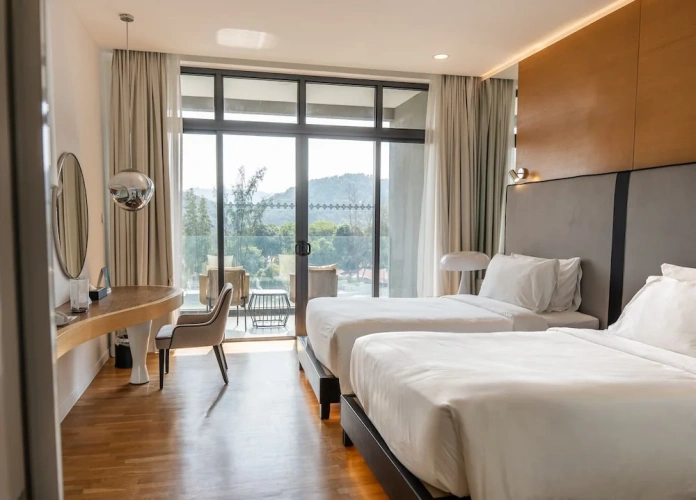 Deluxe Twin room