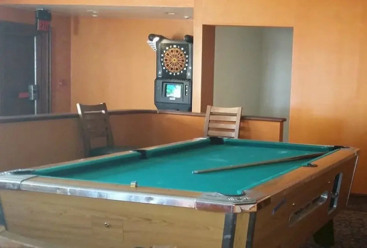 Ramada Inn Airport