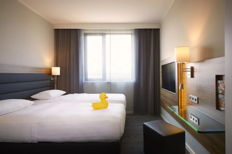Moxy Sleeper Twin room