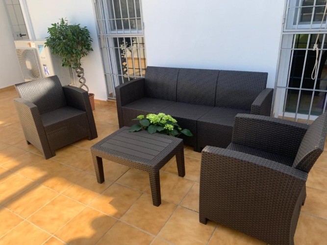 3 Bedrooms Apartment
