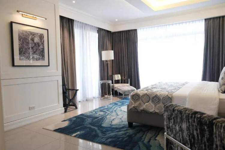Stonehill Suites