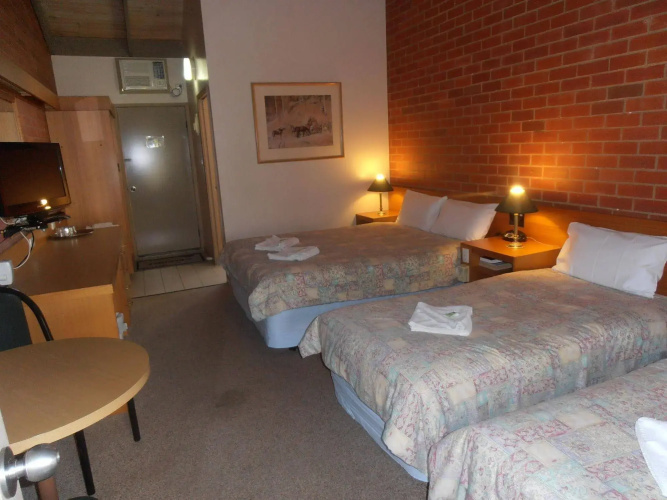 All Rivers Motor Inn