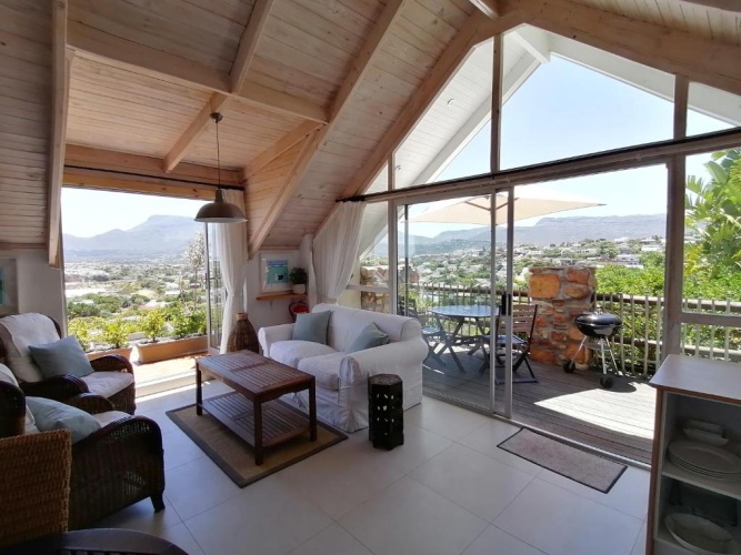 2 Bedrooms Suite
