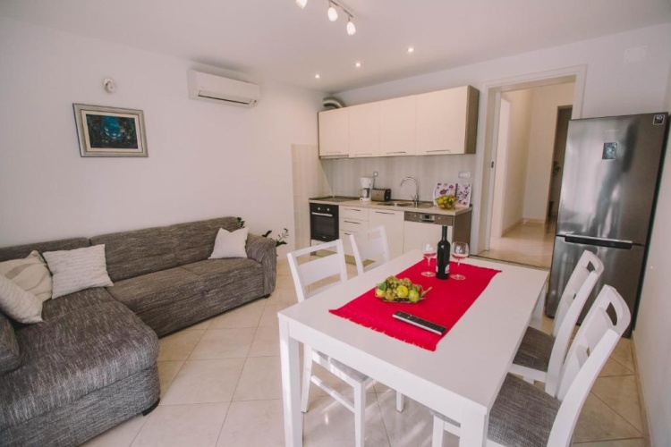 1 Bedroom Comfort Apartment with sea view