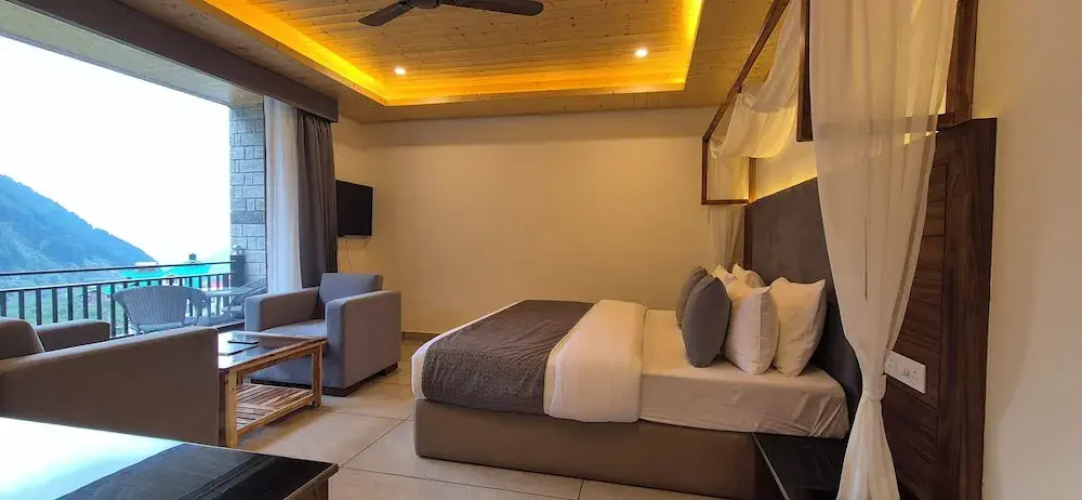NAZAARA - A Luxe Retreat