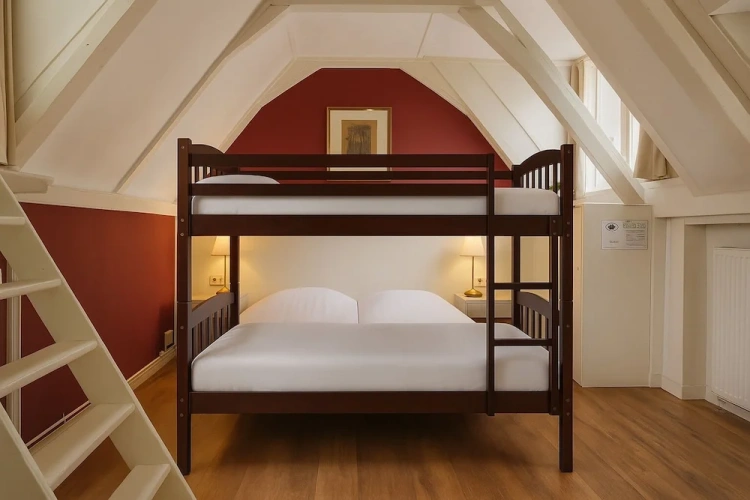 Deluxe Quadruple room