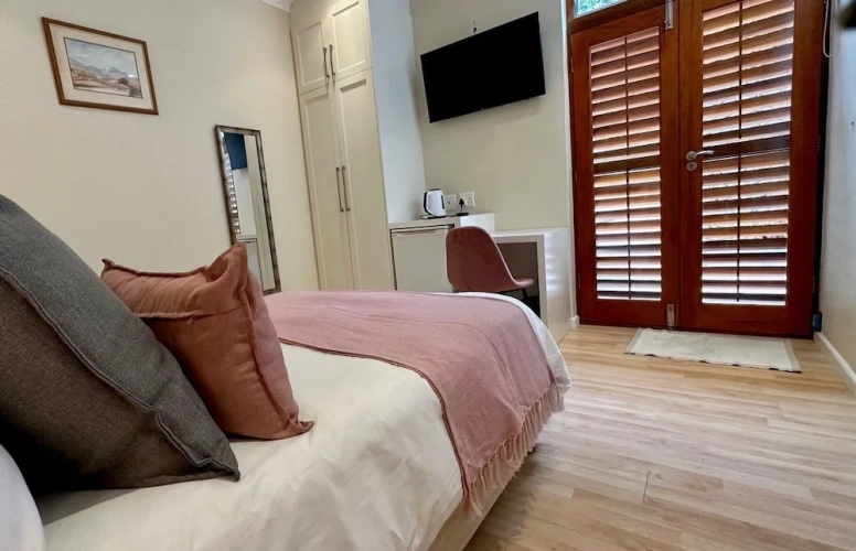 Basic Double room