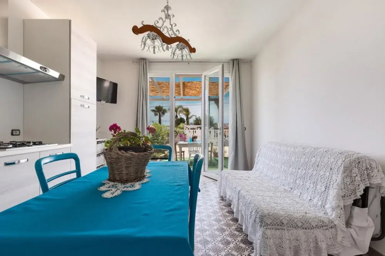 2031 Villa Stella Cesarea