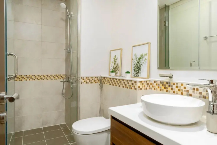 Pristine 1 BR at Reva Residences