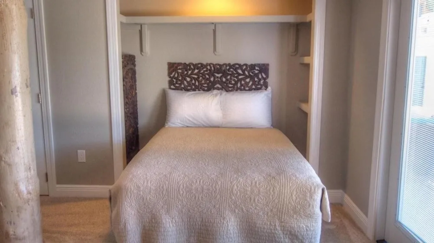 Palm Breeze - 4 Br Home