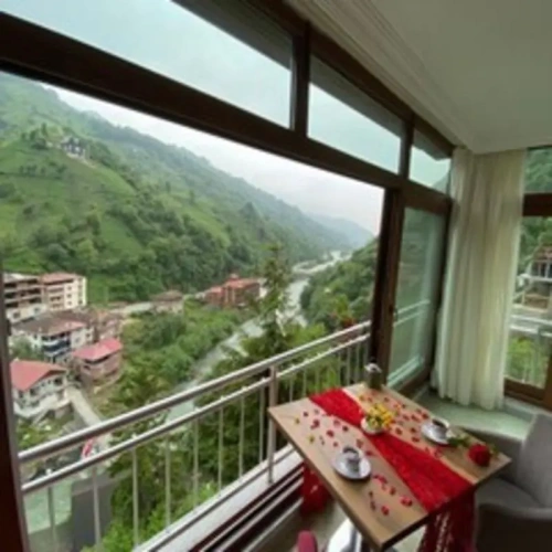 Standard Quadruple room with lake view