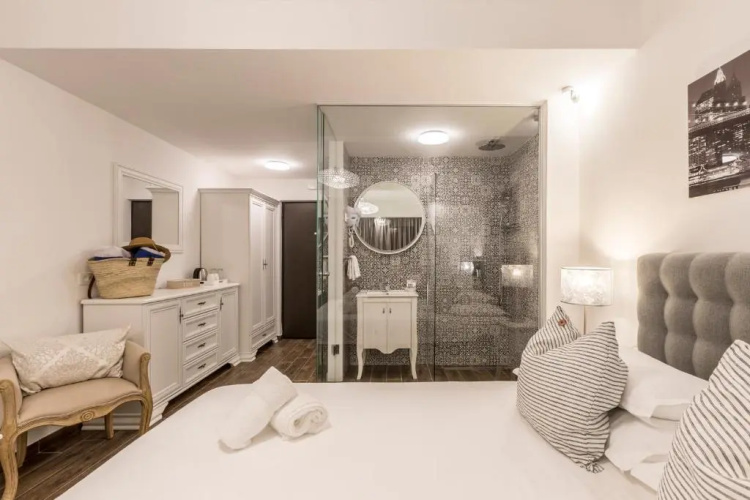 Hvar de luxe apartments 1