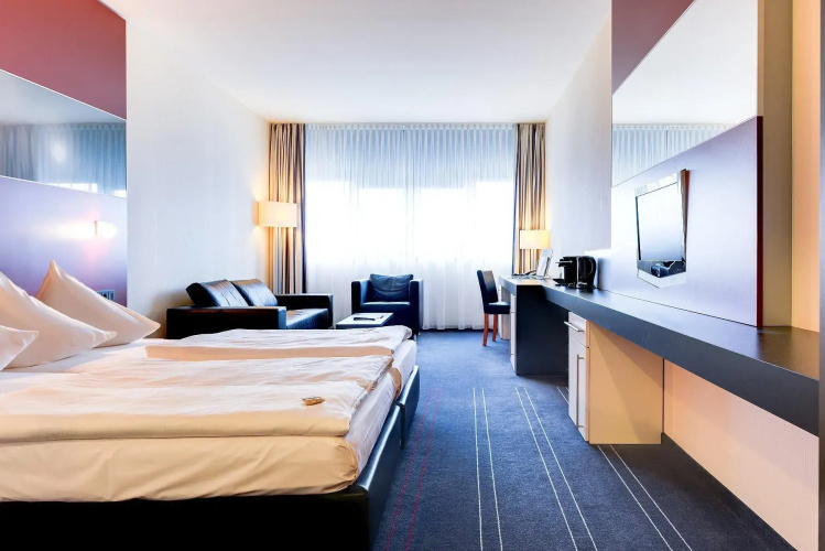 NOVINA HOTEL Herzogenaurach Herzo Base