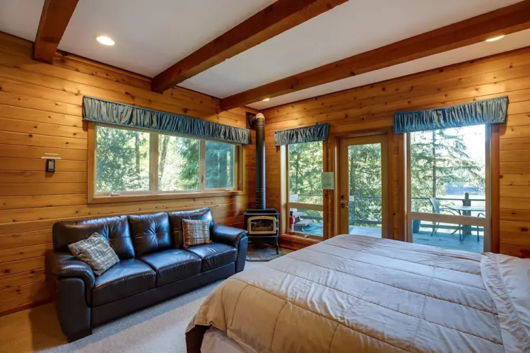 Silver Lake #7 - Unsurpassed Lakefront Views From This Spectacular Pet-friendly