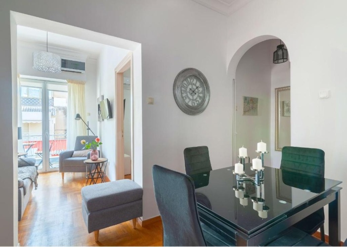 3 Bedrooms Apartment