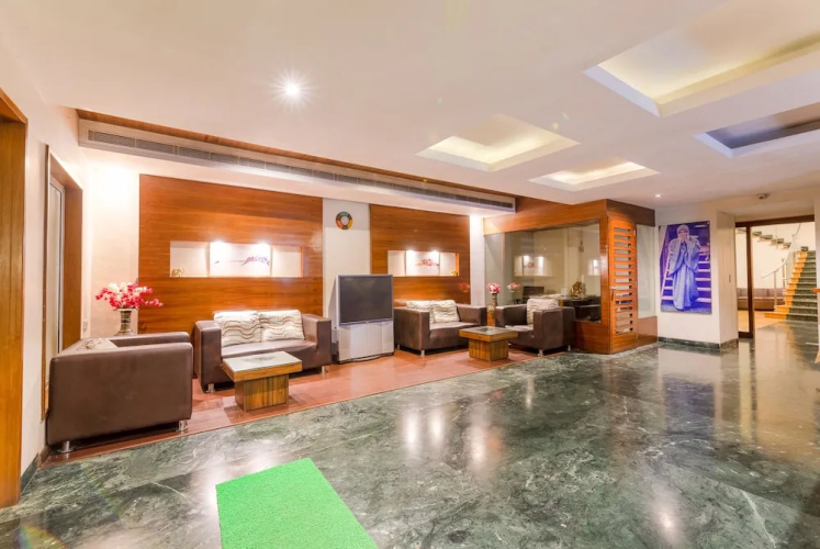 Mint Koregaon Park