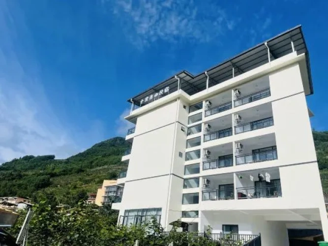 Wenchuan Shili Qingshan Homestay