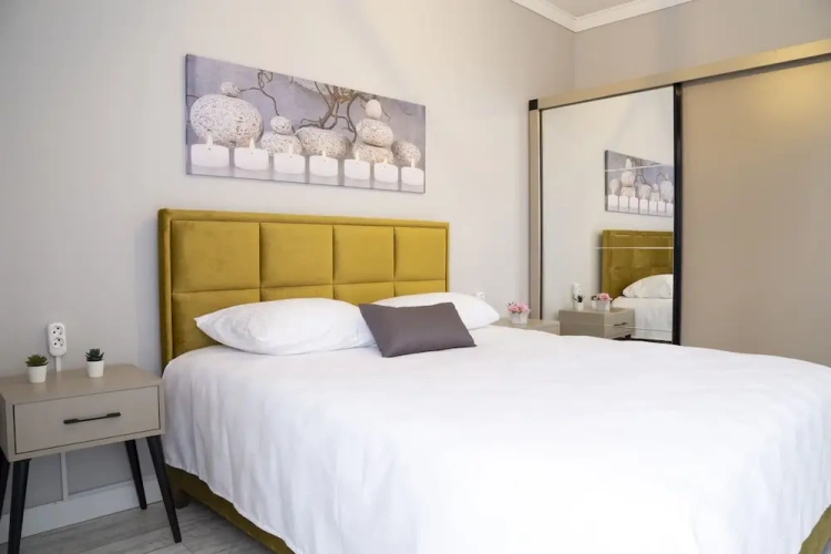1 Bedroom Standard Suite