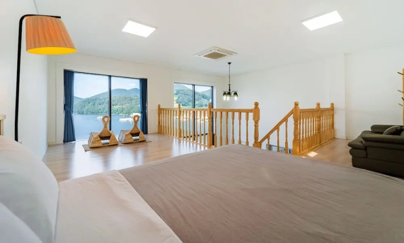 Standard Twin Duplex room