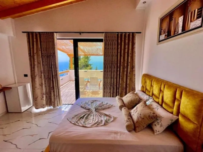 Standard Quadruple room with balcony