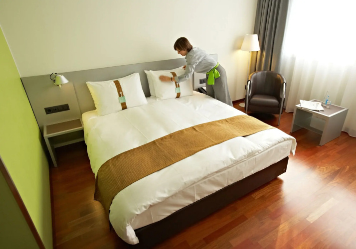 Holiday Inn Zurich - Messe by IHG