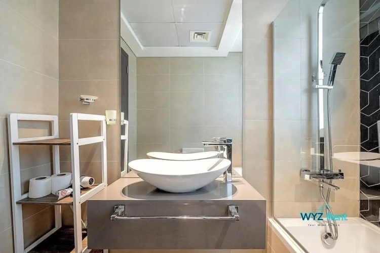 Charming 1 BR in AG Tower - Canal Views