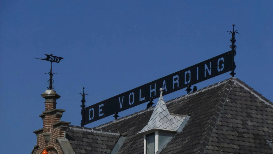 2L De Volharding