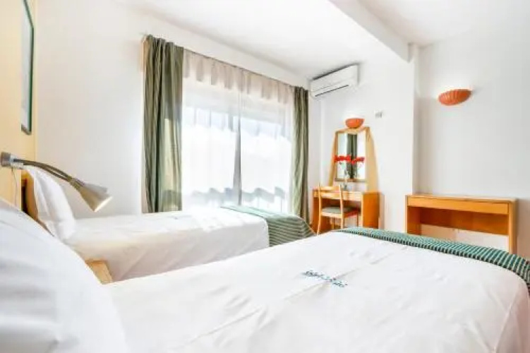 Altura Inn Beach