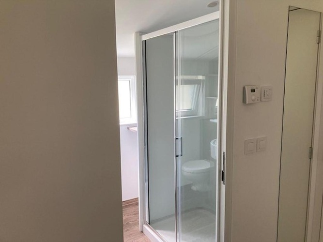 2 Bedrooms Chalet