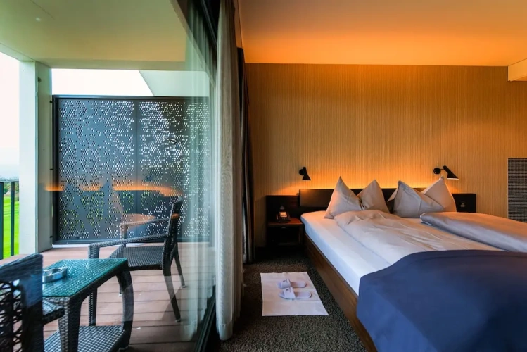 Single Junior Suite with balcony