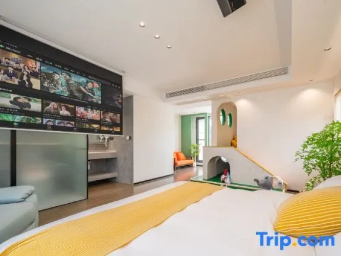 Family Suite with balcony