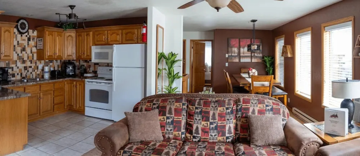 Alpenglow Three Bedroom Two Bath XL A17