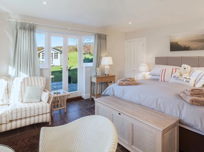 2 Bittadon Cottages