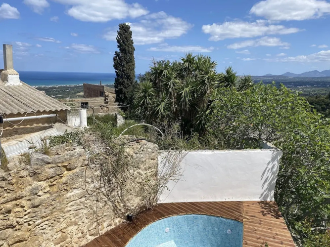 La Perla de Maroulas