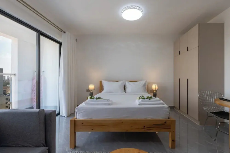City Glow Studio by YourHost Nairobi