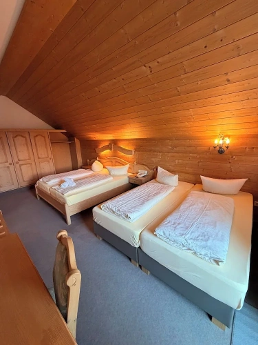 Standard Quadruple room with balcony