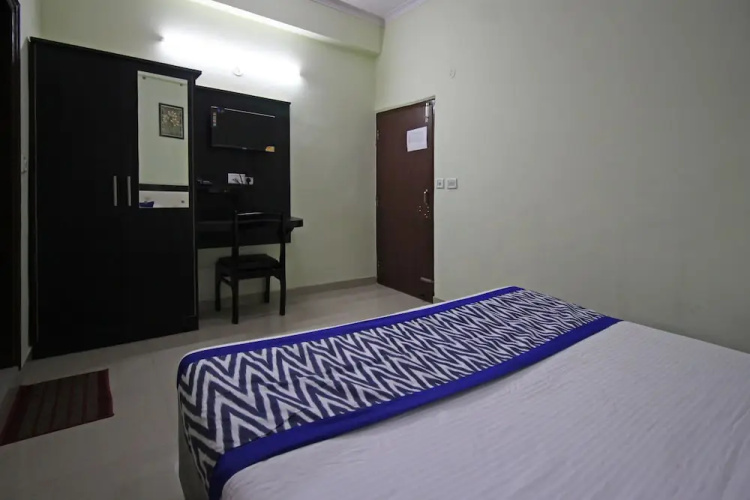 OYO 5424 Pushpanjali Residency