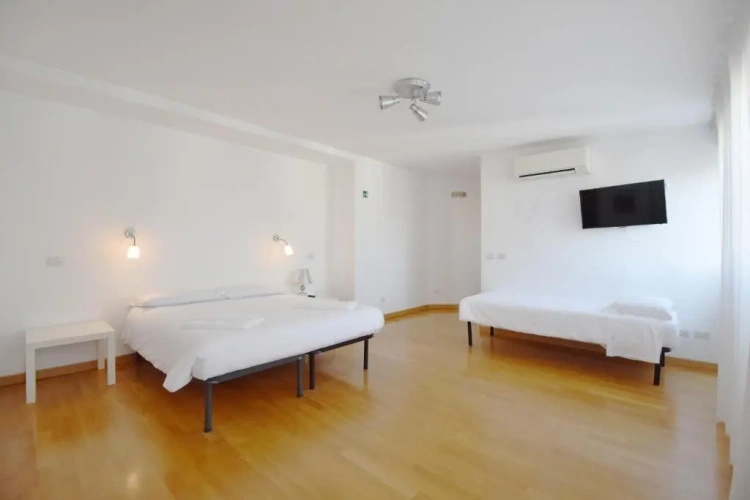 Standard Double room with view