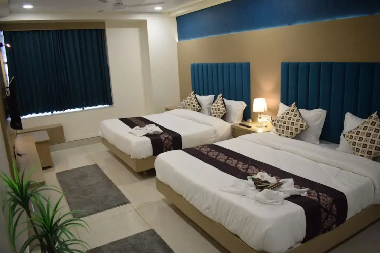 Hotel Royal Square