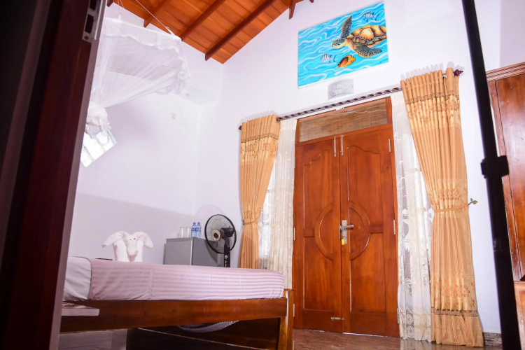 Channa Villa & Tours