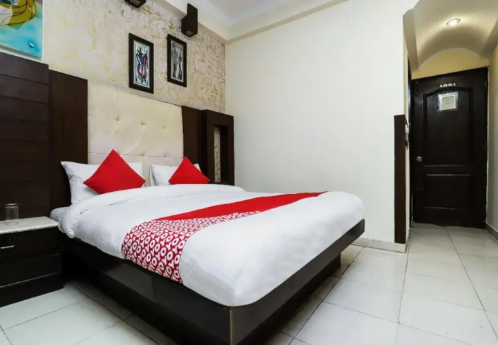 Hotel Maanvi