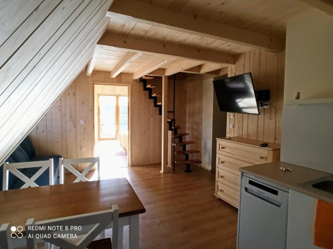 2 Bedrooms Chalet