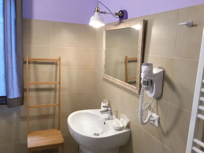 Comfort room