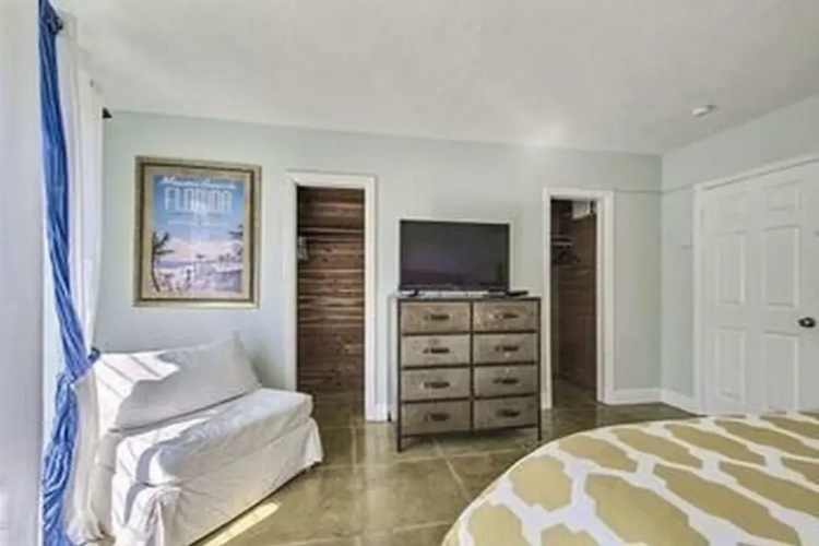 Salty Bungalow Beach Rentals